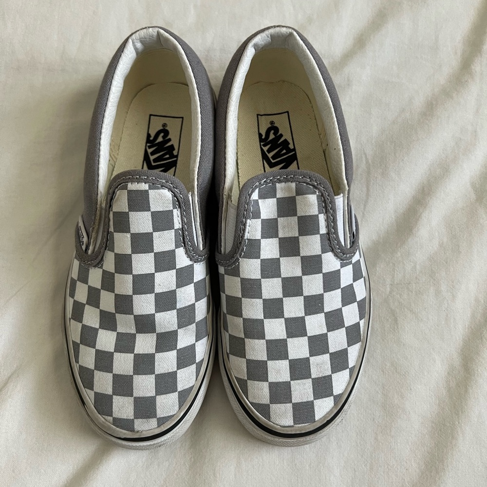 Kids Vans Classic Slip-On Shoe in gray checkerboard, size 13.5.